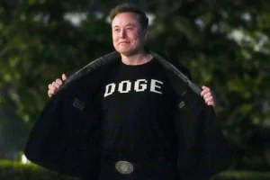 Musk dice que SpaceX desmantelará la nave espacial Dragon tras amenazas de Trump