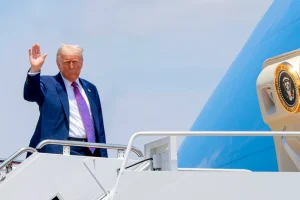 El Gobierno de Trump entrega a las autoridades migratorias los datos personales de inmigrantes inscritos en Medicaid