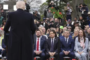 Rusia, Cuba, Corea del Norte y Bielorrusia quedan fuera de la lista de más de 180 países a los que Trump impuso aranceles recíprocos