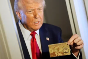 La ‘Tarjeta Trump’ de 5 millones de dólares enfrenta desafíos legales y un mercado limitado, aseguran abogados de migración