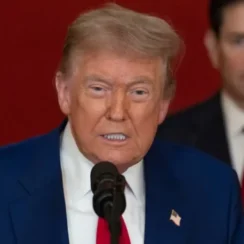 Trump explota por críticas sobre archivos Epstein: ‘Todo es un gran engaño’