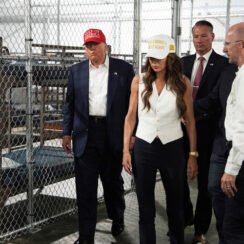 Trump asiste a la inauguración del centro de detención ‘Alligator Alcatraz’ en Florida