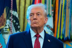 Trump dice que EE.UU. destruyó una “gran instalación” en Venezuela la semana pasada, sin ofrecer más detalles