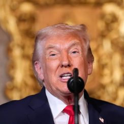 Trump dice que está retirando a la Guardia Nacional de Chicago, Los Ángeles y Portland tras su revés ante la Corte Suprema