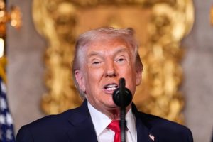 Trump dice que está retirando a la Guardia Nacional de Chicago, Los Ángeles y Portland tras su revés ante la Corte Suprema