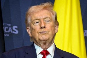 Trump pierde apoyo en inmigración, economía e Irán mientras los demócratas aprovechan ventaja ante las elecciones