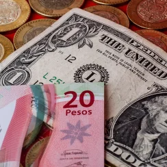 Peso cae a niveles no vistos desde enero por conflicto en Medio Oriente